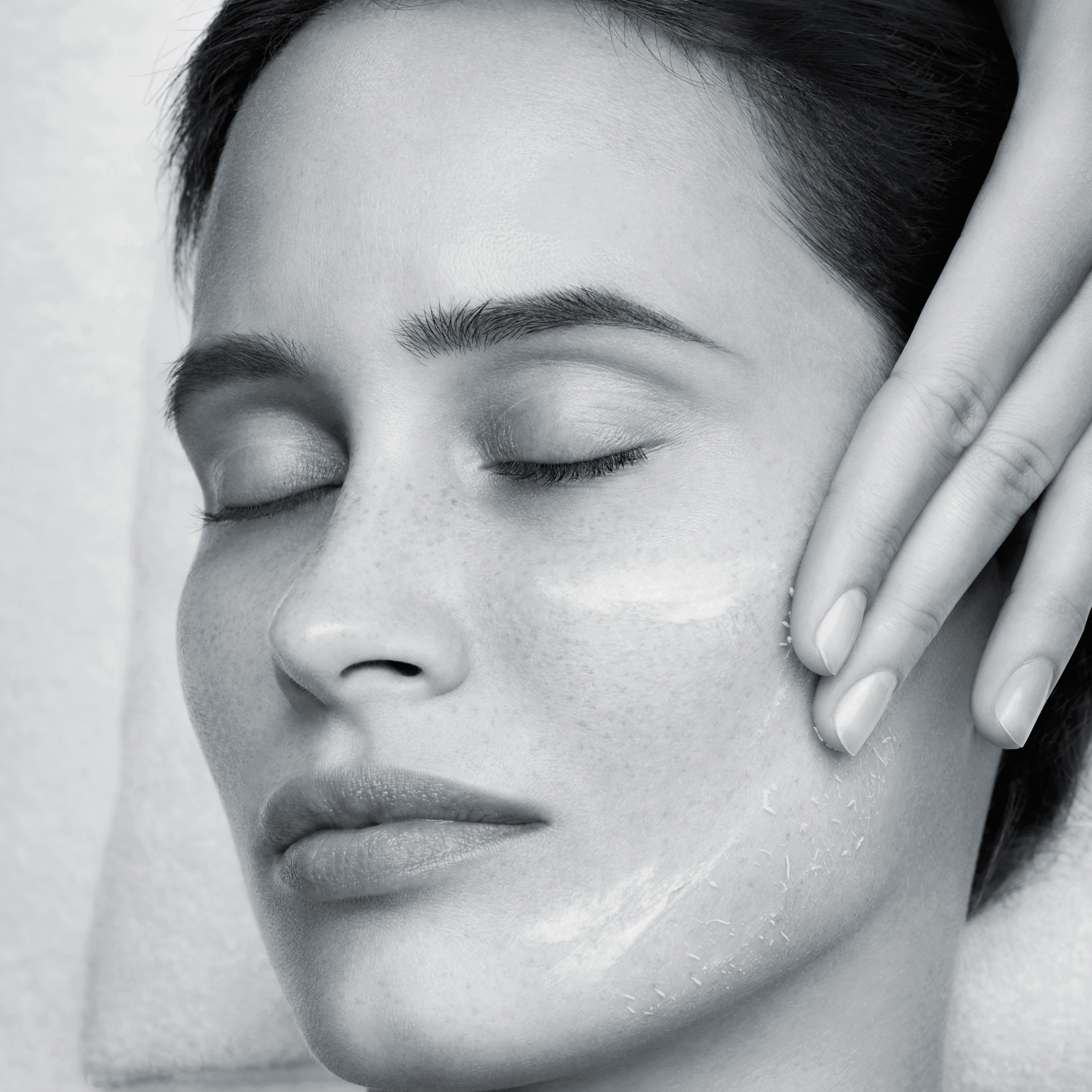 Soin-pro-apaisant-eau-thermale-Sothys-Paris